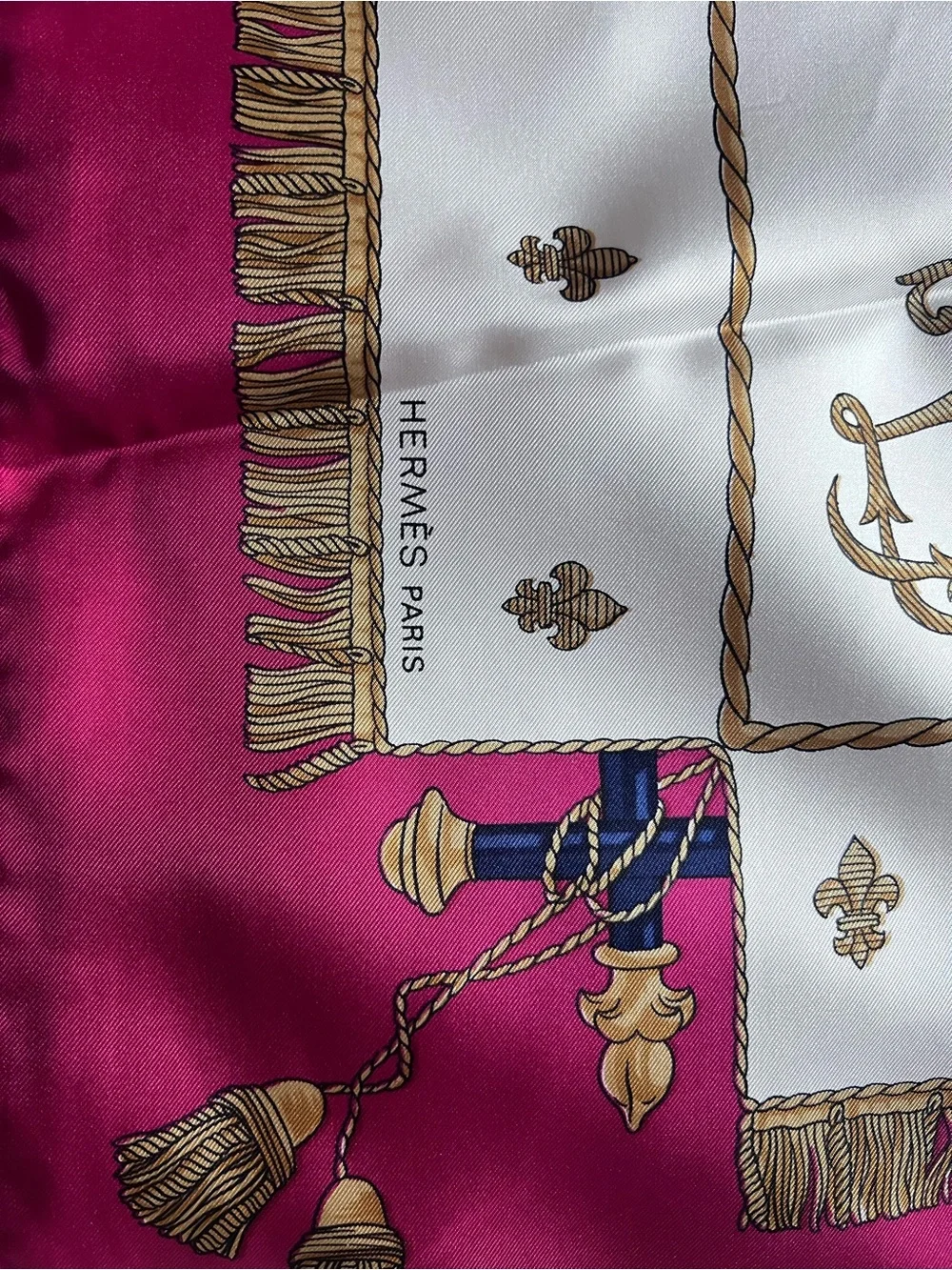 Hermès Carré 90 silk scarf 